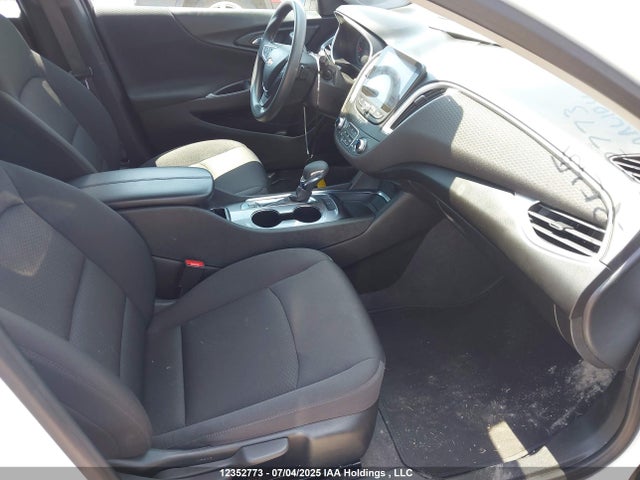 1G1ZD5STXPF228796 Chevrolet lfv