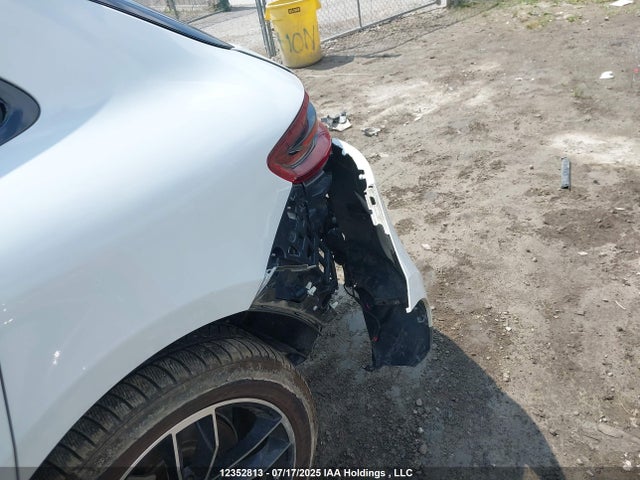 Porsche 2016 2016 WP1AB2A5XGLB48099 Image 6
