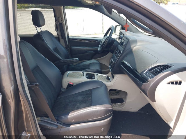 2C4RDGBG3ER281688 Dodge Grand Caravan