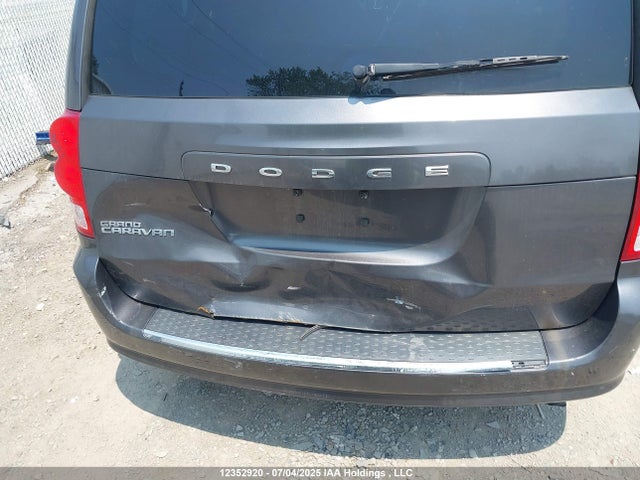 2C4RDGBG3ER281688 Dodge Grand Caravan