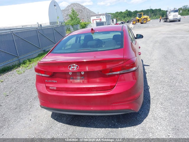 KMHD84LF7HU099482 Hyundai 2017