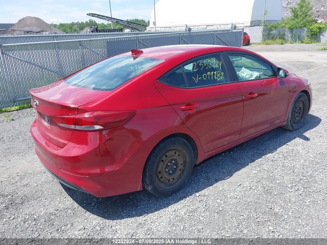 KMHD84LF7HU099482 Hyundai 2017