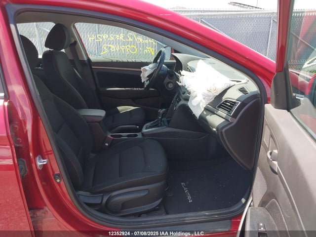 KMHD84LF7HU099482 Hyundai 2017
