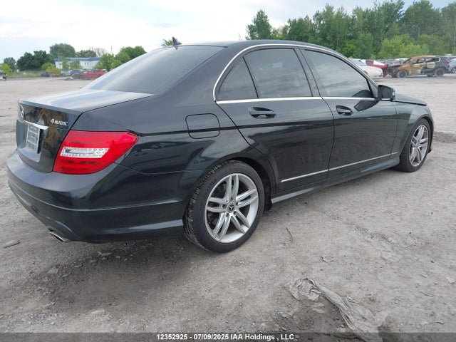 WDDGF8AB9EA939215 Mercedes-Benz 2014