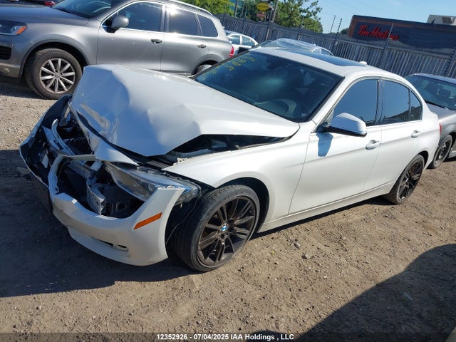 BMW 328D 2014 WBA3D5C59EKX99792 Image 2