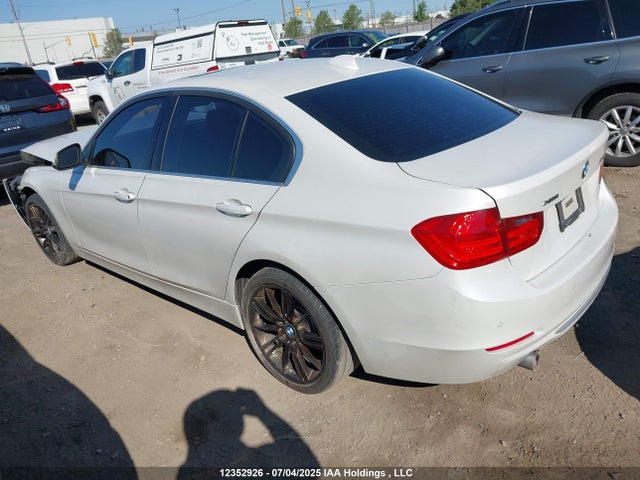 BMW 328D 2014 WBA3D5C59EKX99792 Image 3