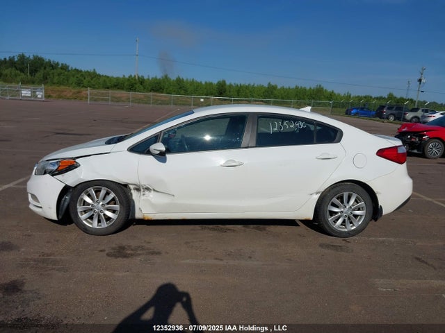 KIA dohc mpi nu 2015 KNAFX4A69F5264777 Image 14