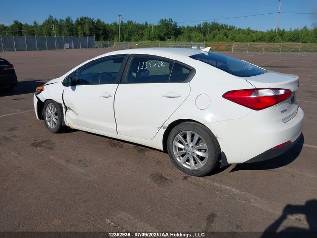 KIA dohc mpi nu 2015 KNAFX4A69F5264777 Image 3