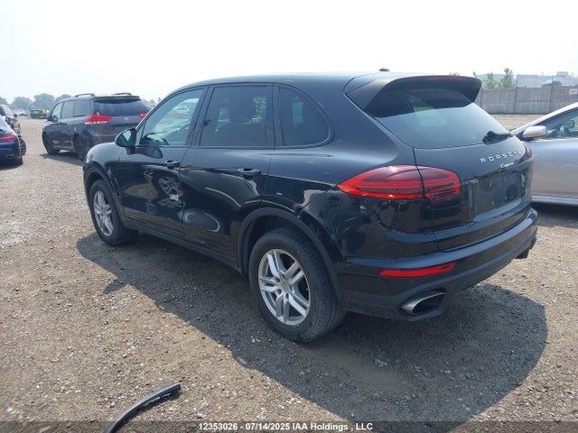 Porsche Cayenne 2016 WP1AA2A27GKA14231 Image 3