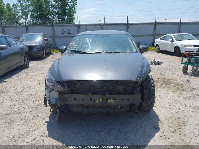 3MZBM1V76EM111243 Mazda pe