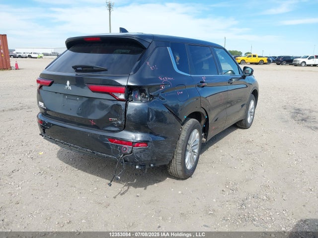 JA4J4UA89RZ621809 Mitsubishi Outlander