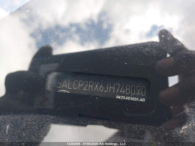 Land Rover aj20p 2018 SALCP2RX6JH748090 Image 19