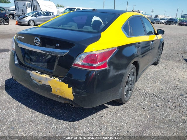 1N4AL3APXFN303877 Nissan 2015