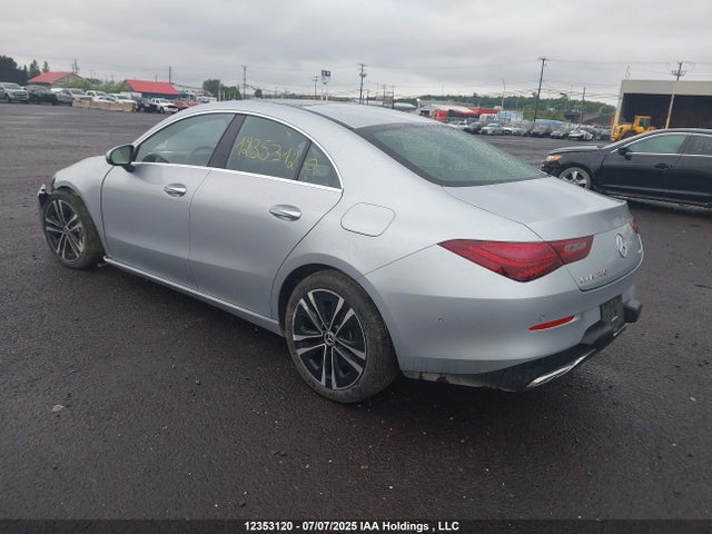 W1K5J4HB7SN522913 Mercedes-Benz m260