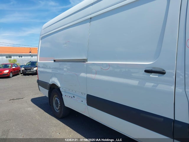 W1Y4DCHY6NP459934 Mercedes-Benz om651