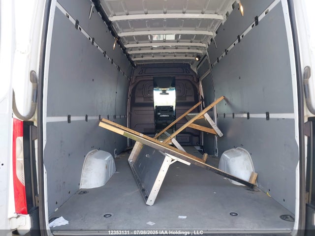 W1Y4DCHY6NP459934 Mercedes-Benz om651