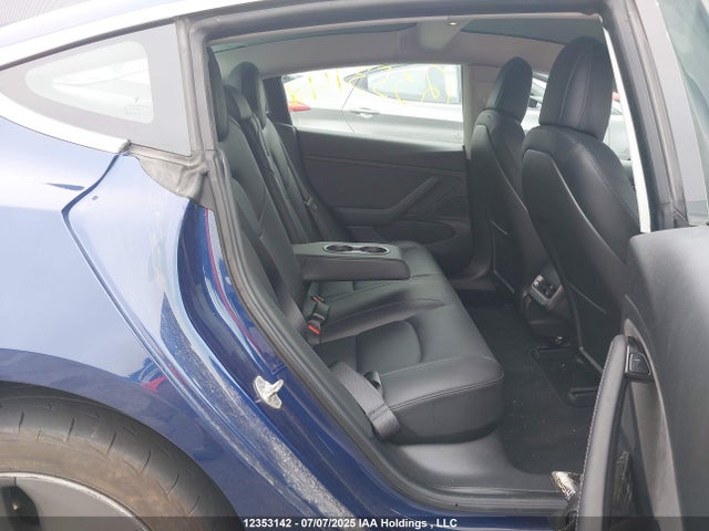 5YJ3E1EB5KF199338 Tesla 2019