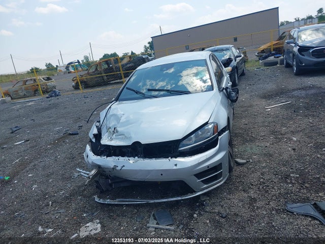 WVWUF7AU1GW155609 Volkswagen 2.0t