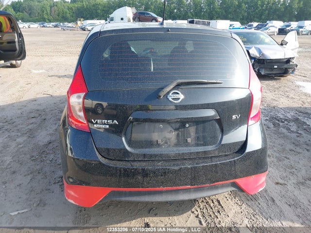3N1CE2CP5JL362500 Nissan 2018