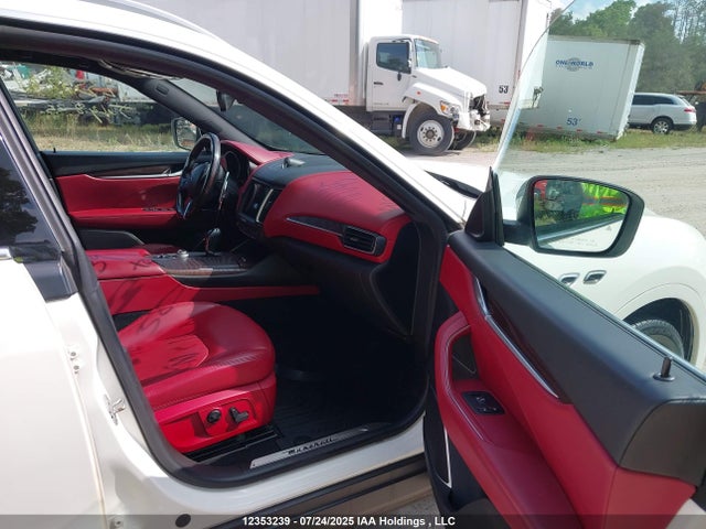 ZN661YUL8JX270580 Maserati m156e