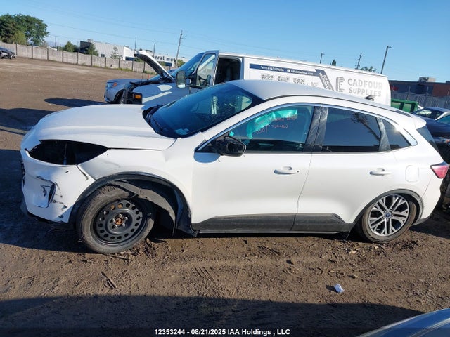 1FMCU9H64NUA54637 Ford ESCAPE SEL