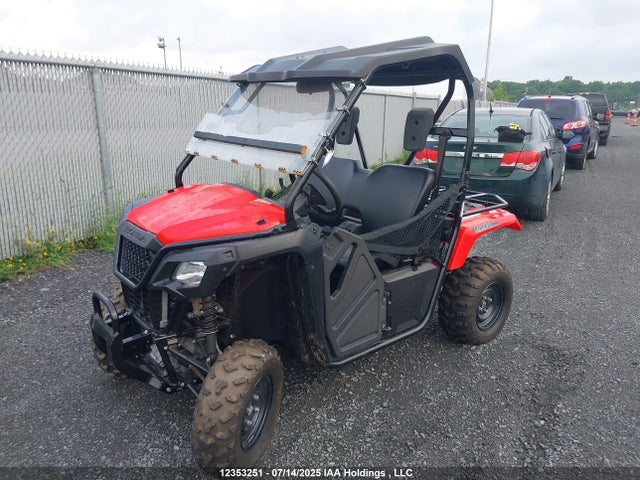 1HFVE0313F4000528 Honda Sxs500 M2