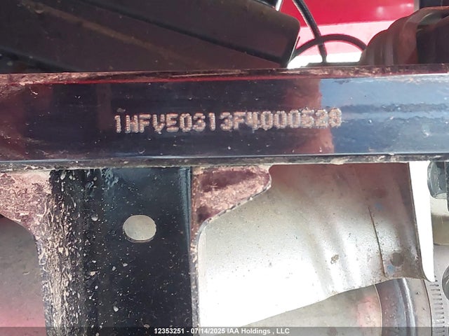 1HFVE0313F4000528 Honda Sxs500 M2