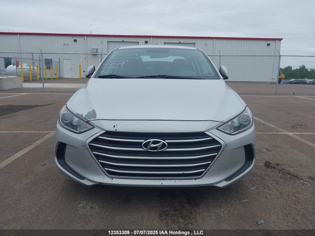 5NPD74LF4HH120869 Hyundai Elantra
