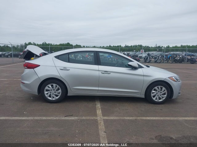 5NPD74LF4HH120869 Hyundai Elantra