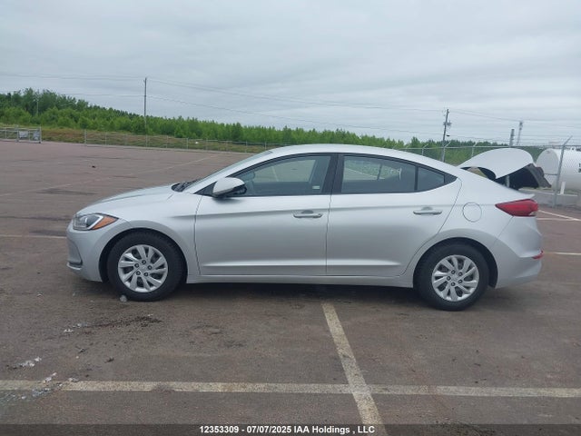 5NPD74LF4HH120869 Hyundai Elantra