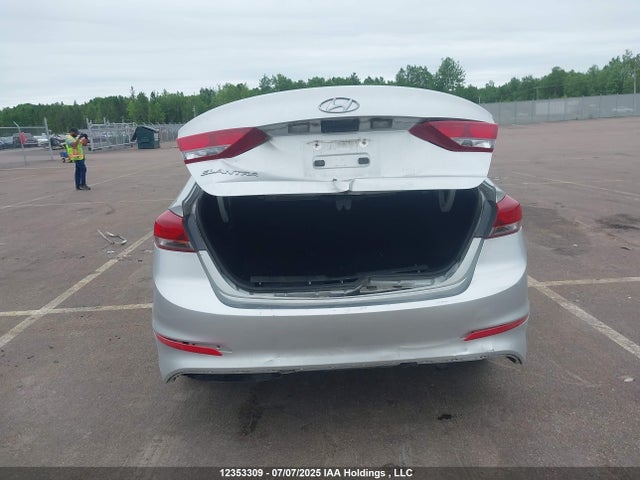 5NPD74LF4HH120869 Hyundai Elantra