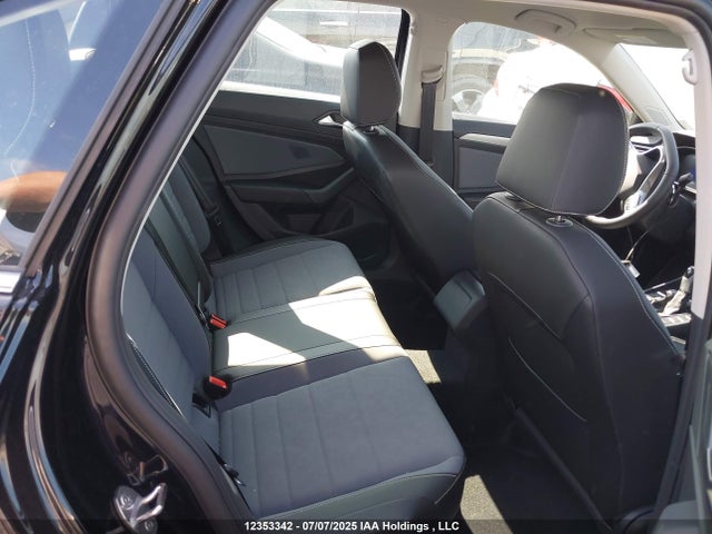 Volkswagen tsi 2025 3VWEX7BU5SM089944 Image 8