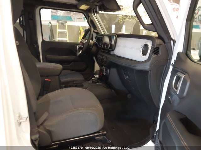 1C4PJXEG9RW231886 Jeep Wrangler