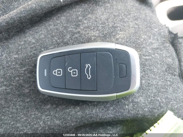 2C4RC1GG7HR782645 Chrysler 2017