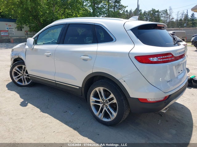 5LMTJ2AH5FUJ38248 Lincoln 2015