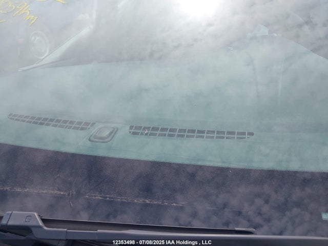 1G1FX6S07H4147032 Chevrolet 2017