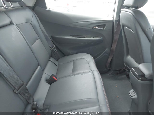 1G1FX6S07H4147032 Chevrolet 2017
