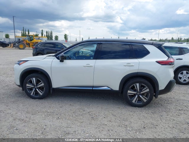 JN8AT3DDXMW314787 Nissan Rogue