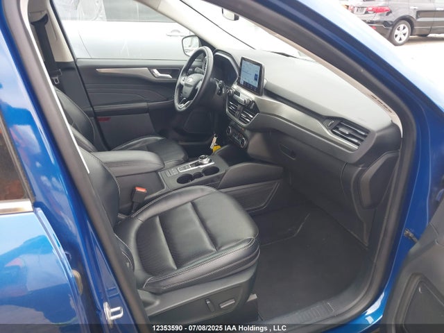1FMCU9J91NUA54759 Ford gtdi 240ps