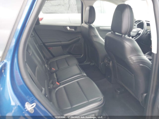 1FMCU9J91NUA54759 Ford gtdi 240ps