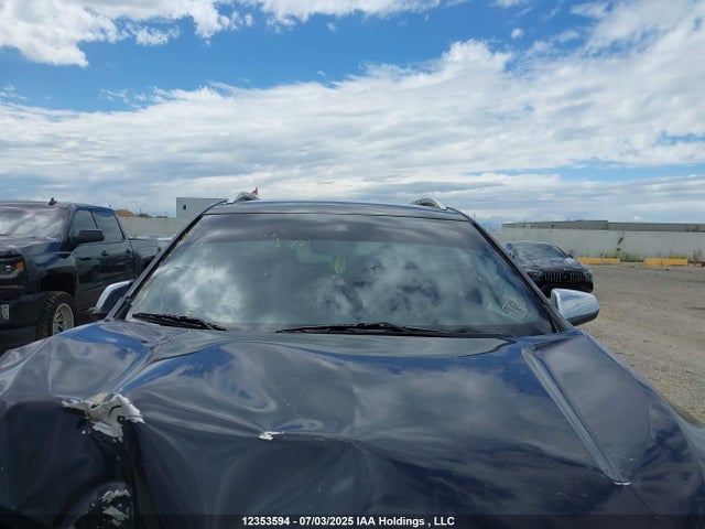 Продажа на аукционе авто 2020 Chevrolet Equinox Premier, vin: 2GNAXXEV9L6104423, номер лота: 12353594