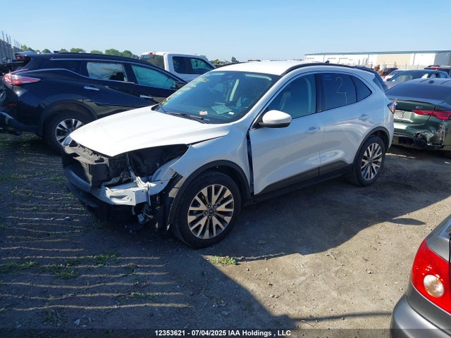 1FMCU9J9XNUA55747 Ford gtdi 240ps