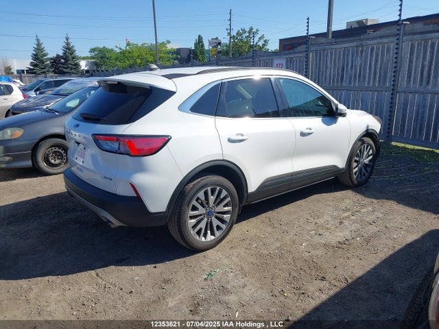 1FMCU9J9XNUA55747 Ford gtdi 240ps