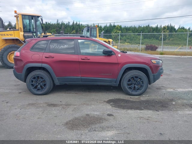 Продажа на аукционе авто 2022 Jeep Cherokee Trailhawk, vin: 1C4PJMBXXND511776, номер лота: 12353681