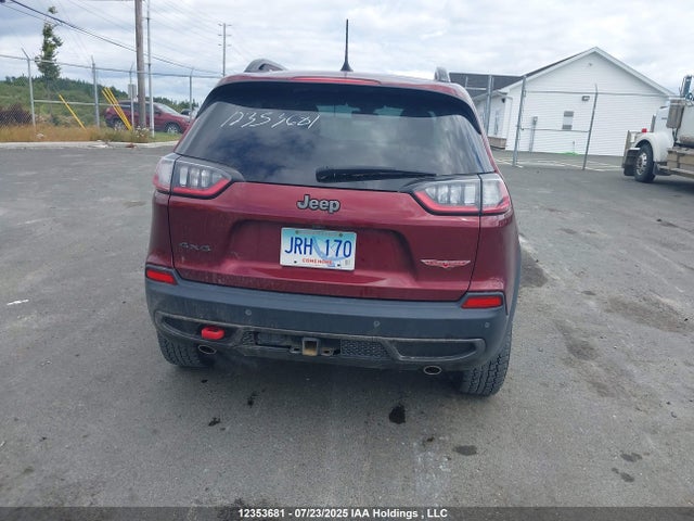 Продажа на аукционе авто 2022 Jeep Cherokee Trailhawk, vin: 1C4PJMBXXND511776, номер лота: 12353681