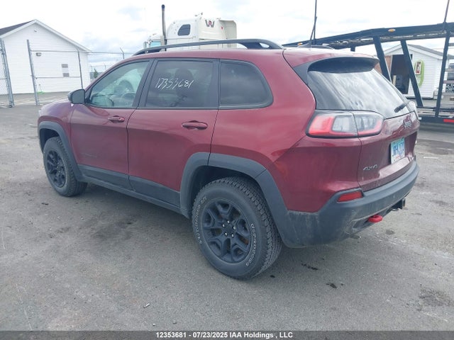Продажа на аукционе авто 2022 Jeep Cherokee Trailhawk, vin: 1C4PJMBXXND511776, номер лота: 12353681