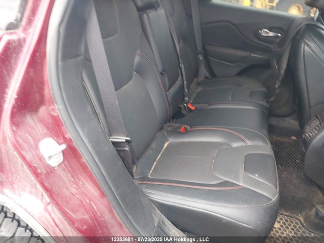 Продажа на аукционе авто 2022 Jeep Cherokee Trailhawk, vin: 1C4PJMBXXND511776, номер лота: 12353681