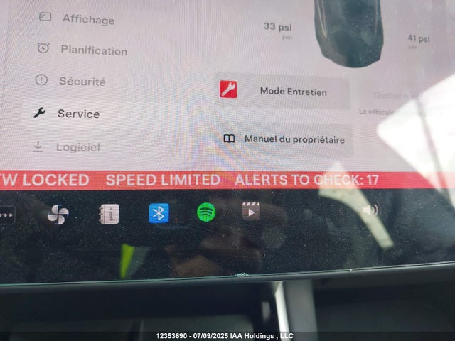 5YJ3E1EA3KF418823 Tesla 2019