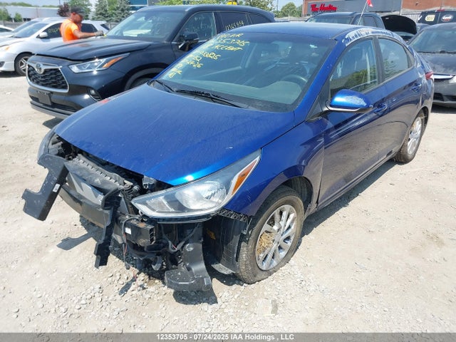 3KPC24A32JE033825 Hyundai 2018