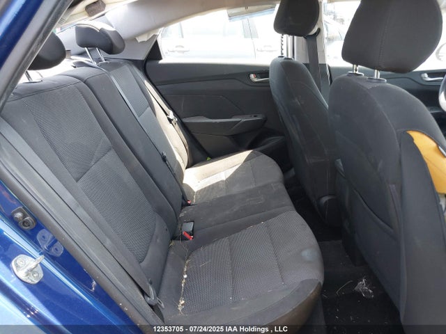 3KPC24A32JE033825 Hyundai 2018